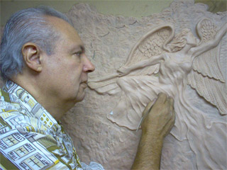 Artist and Sculptor Michael Medina